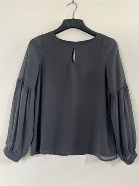 Express Gray Keyhole Pleated Bishop-Sleeve Blouse